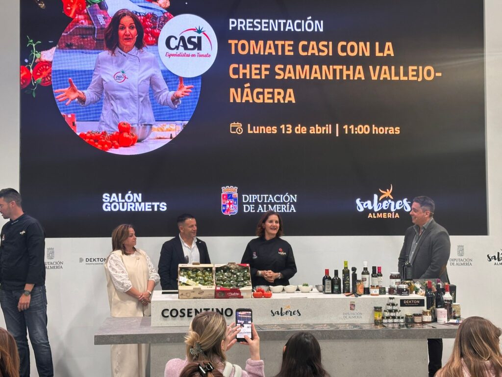 Presentación de tomates CASI con la chef Samantha Vallejo-Nágera en Salón Gourmets 2026